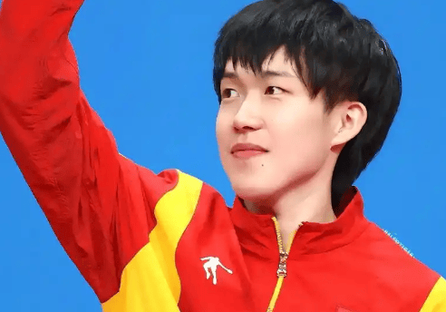 皇冠信用网出租足球_国乒地震级官宣!王楚钦孙颖莎缺席皇冠信用网出租足球,球迷怒了,评论区炸了!