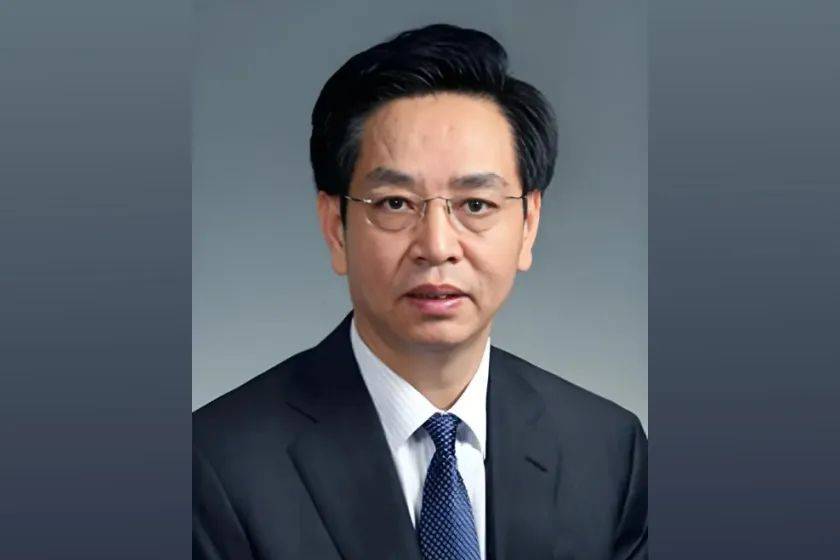 皇冠信用網哪里申请
_《国企要参》重点舆情丨2025年第33周反腐重点舆情概览