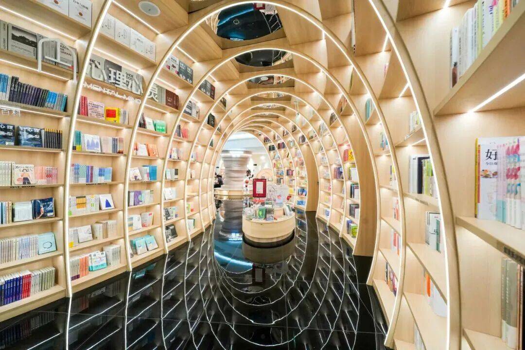 深圳新鹏城vs梅州客家_七夕基础深圳新鹏城vs梅州客家,仪式感就不基础!去保定,赴一场山河为证的深情之约