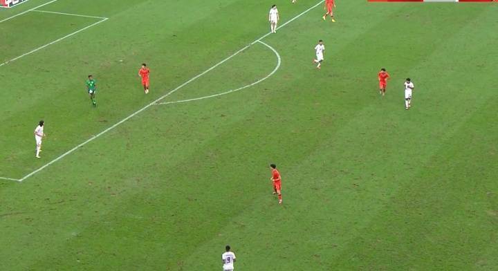 费尔格拉斯vs鲁席塔尼亚洛罗萨_记者:西安草皮质量的糟糕费尔格拉斯vs鲁席塔尼亚洛罗萨,远比中国U22队员的险赢,更值得吐槽