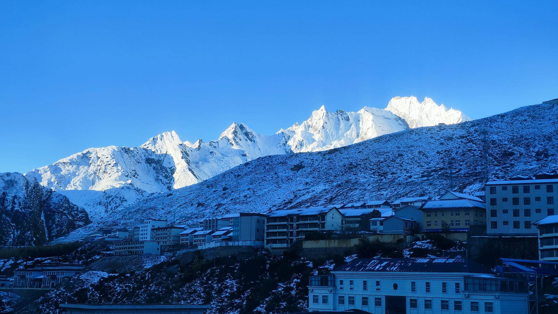 信用网怎么注册
_从尼泊尔回国手机遭“保护性关停”信用网怎么注册
,8天仍未恢复 当事人:在海拔4000多米路边冻到崩溃