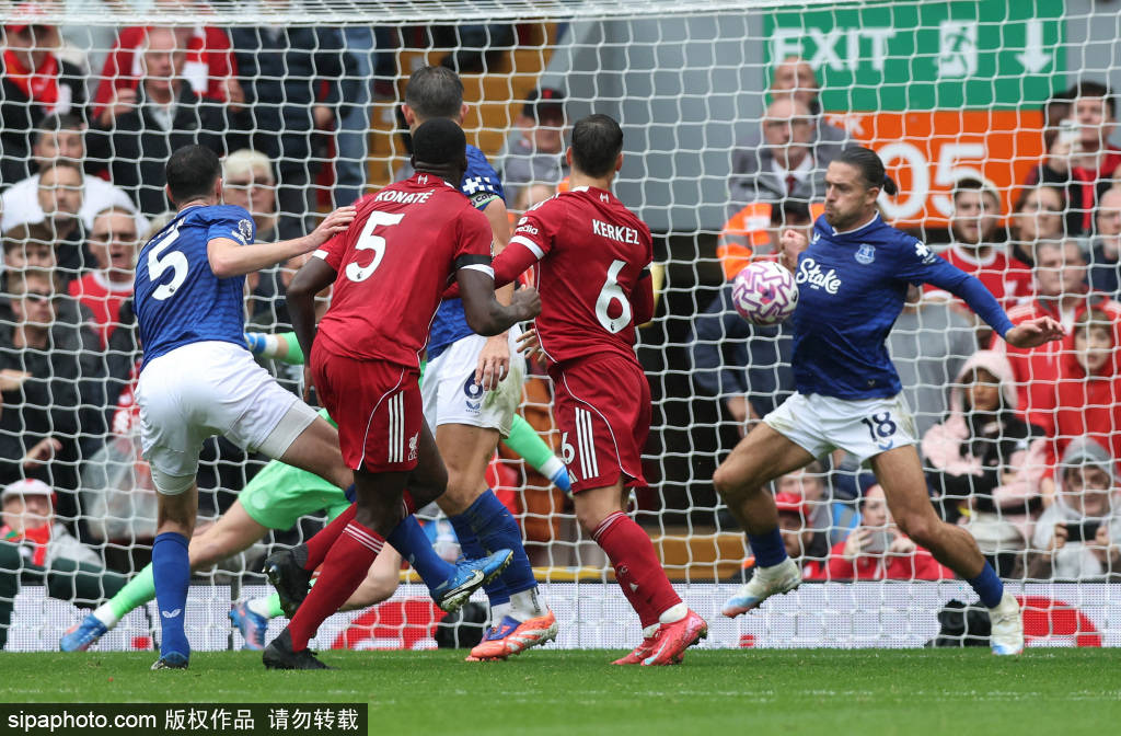 皇冠信用盘足球代理
_拉门斯的英超之夜:全场最多扑救与失误皇冠信用盘足球代理
,评分6.8背后的故事