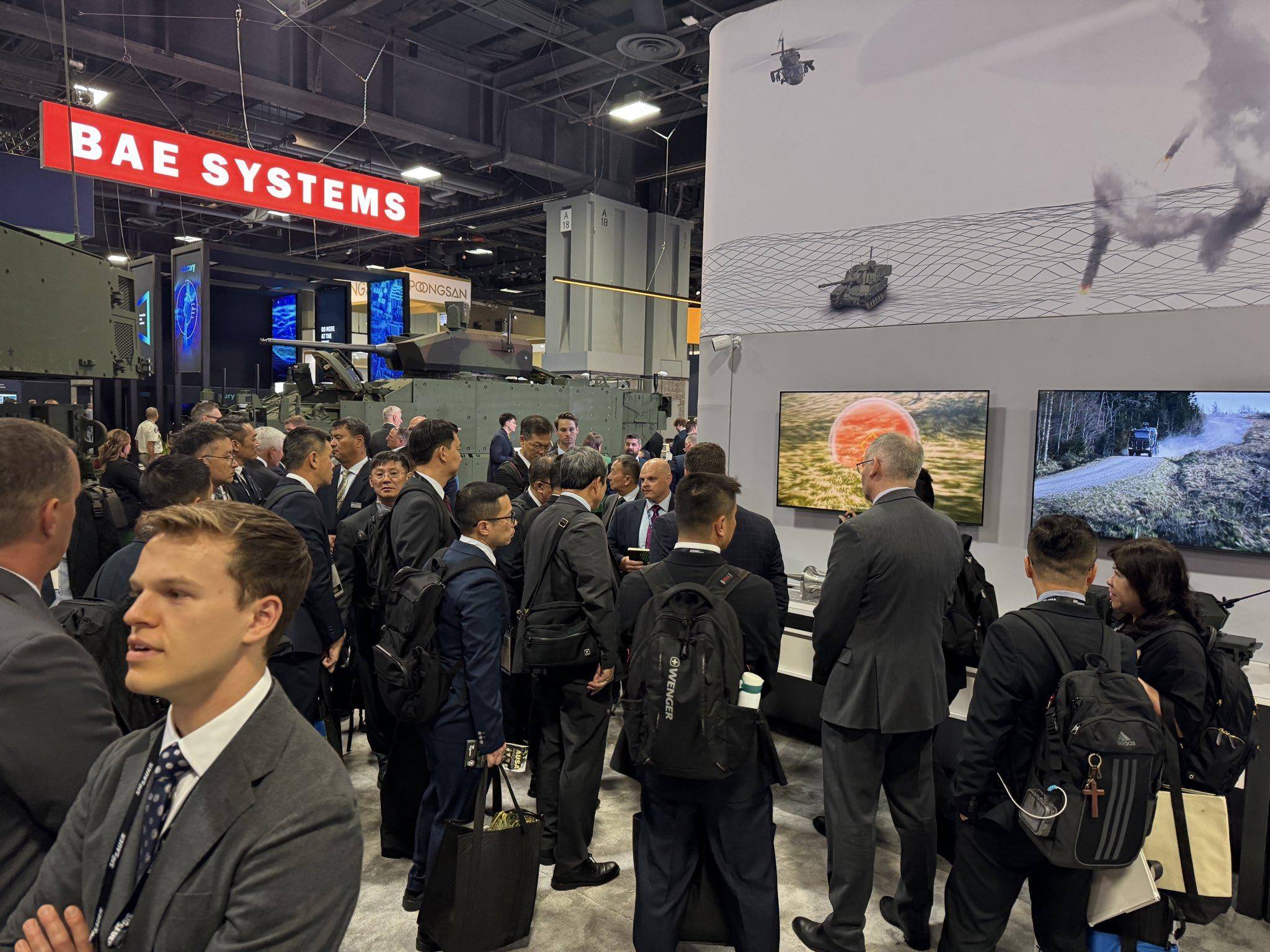 皇冠登3代理_乌军少将：别等到战场上再认清皇冠登3代理，93阅兵上中国装备到底有多强大！