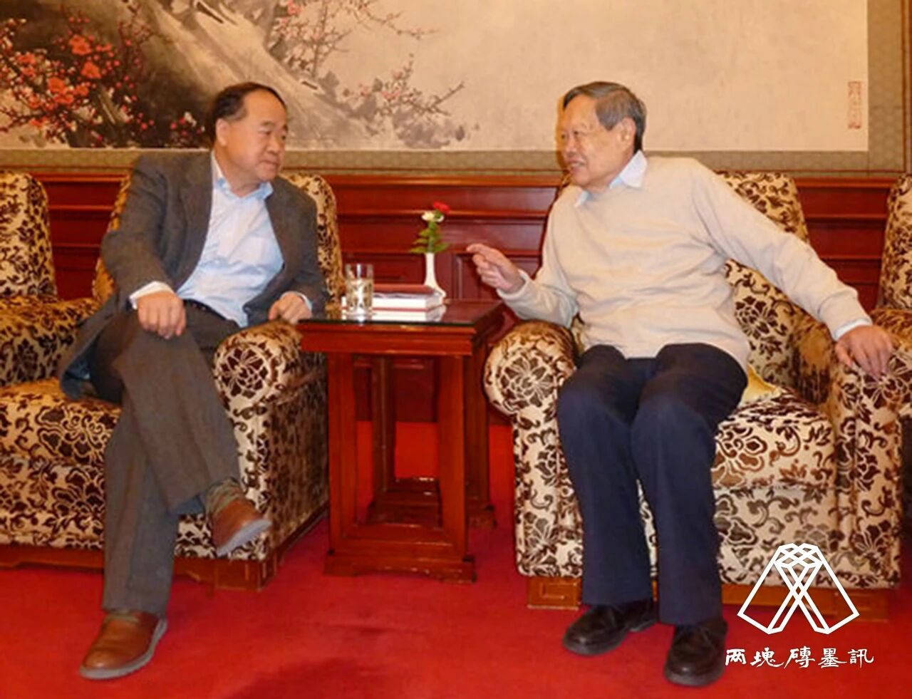 皇冠信用网开户
_窑变|莫言悼杨振宁皇冠信用网开户
,写了一首诗:先生原本仙乡客……