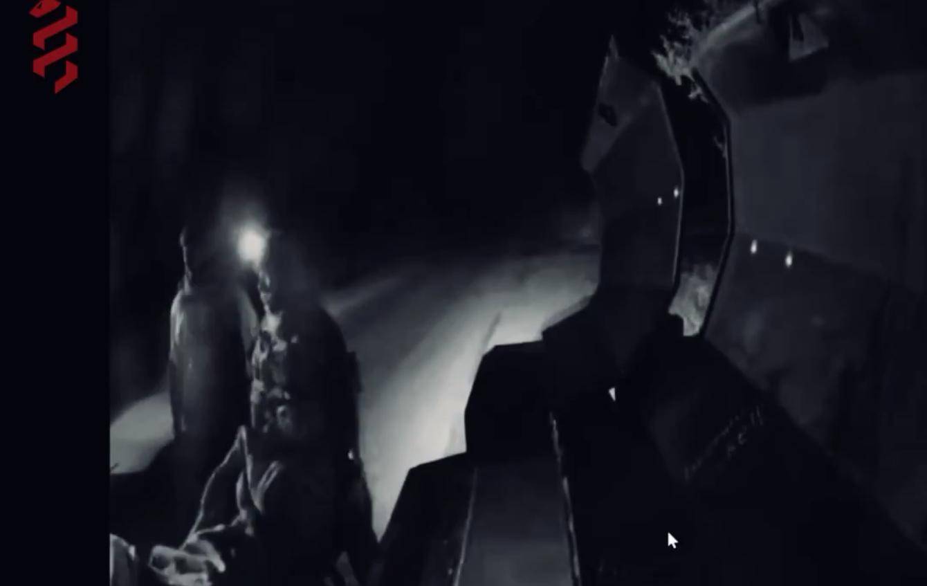 皇冠信用盘会员开户申请_俄军这次大意了皇冠信用盘会员开户申请，包饺子失败：机器人突入红军城，乌军一夜全跑了