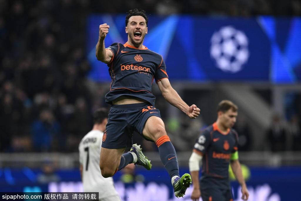 巴塞罗那足球
_国米2-0比萨复盘:劳塔罗梅开二度巴塞罗那足球
,泽林斯基与迪乌夫的中场表现令人振奋