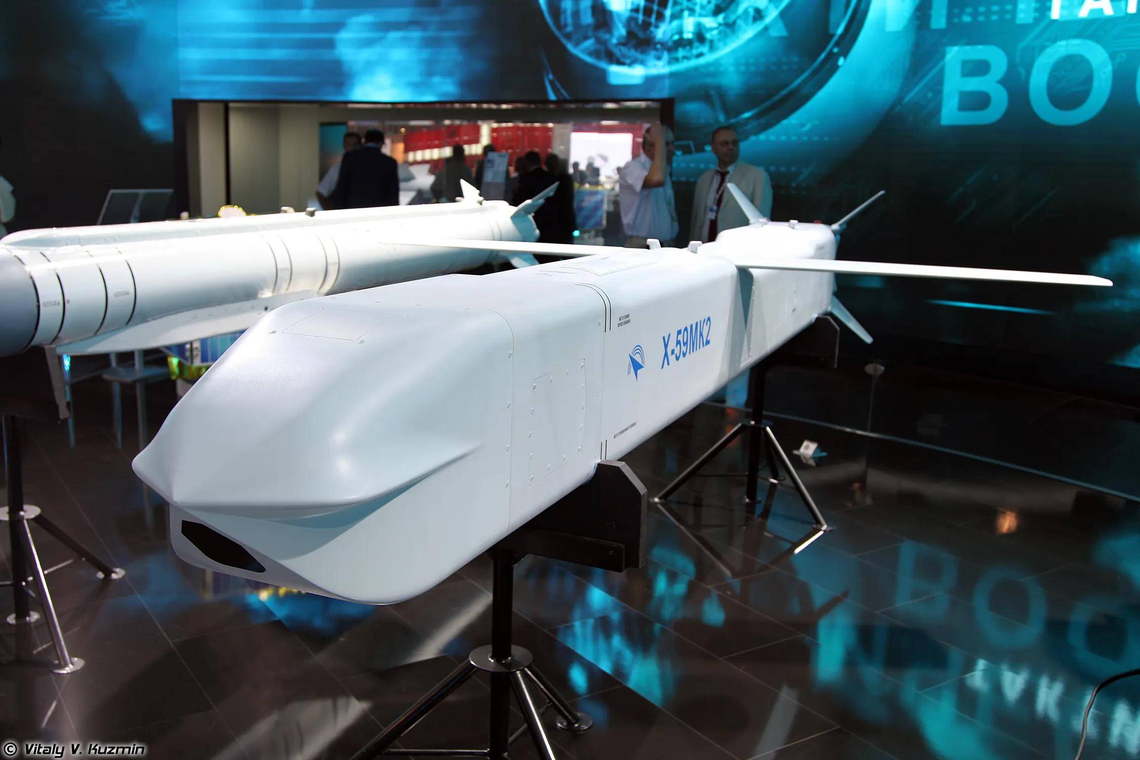 RB莱比锡足球
_发现大鱼了!炸烂乌克兰全境RB莱比锡足球
,苏57突防,“全球禁用”导弹又开火