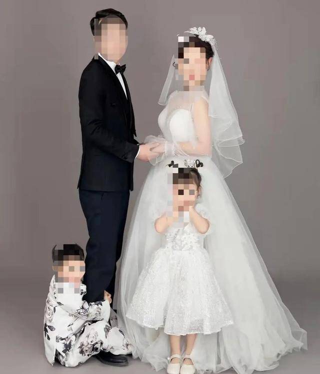 皇冠登1登2登3代理_妻儿三人被杀案受害者金手镯被剪断皇冠登1登2登3代理，失窃48克金首饰在货车上被找到，丈夫称案发数月前曾借5000元给嫌犯