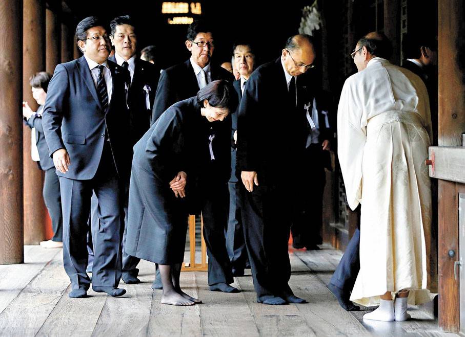 世界杯皇冠信用网平台_高市早苗没去参拜靖国神社世界杯皇冠信用网平台,晚上出现在东京的酒吧,中国双航母提前就位,信号明确!