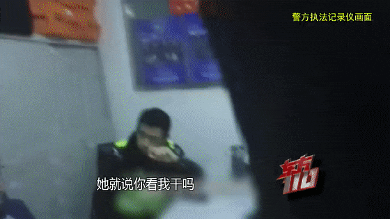 皇冠信用网登2代理申_上海地铁一男子被打10个耳光不还手皇冠信用网登2代理申!“被打还手即互殴”成历史