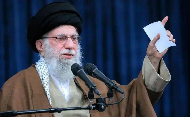 皇冠信用盘
_特朗普:对伊朗所有贸易伙伴征收25%关税