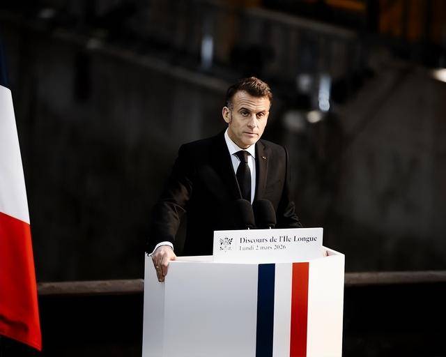 皇冠信用网最高占成
_冲突第6天皇冠信用网最高占成
,特朗普可能没想到,比伊朗投降先到的,竟是马克龙的批评