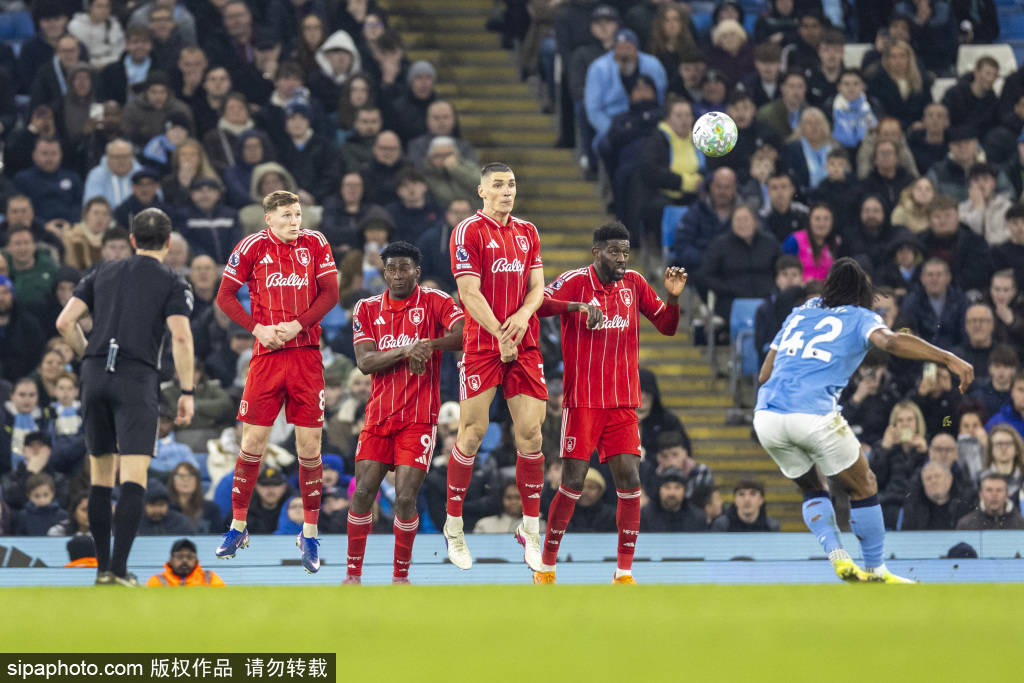 皇冠代理登录地址 _多库助攻萨维尼奥皇冠代理登录地址 ，曼城逆转纽卡的战术分析与赛季影响