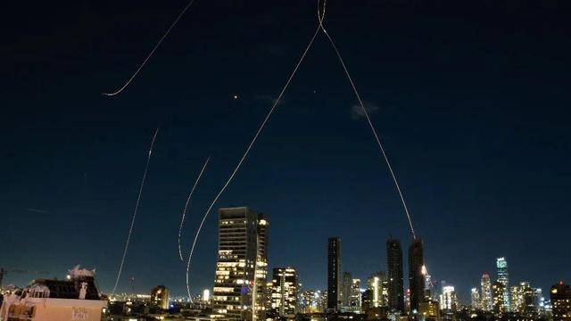 苏格兰 vs 摩洛哥
_美以开战最大损失!以色列发电站遭袭苏格兰 vs 摩洛哥
,特拉维夫全境停电,特朗普寻求体面下台